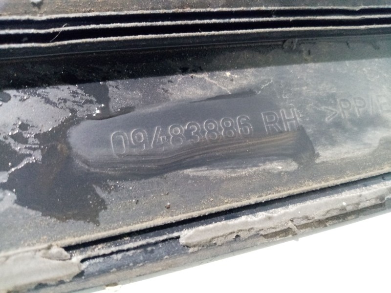 Recambio de moldura para volvo xc90 d5 referencia OEM IAM 09483886  