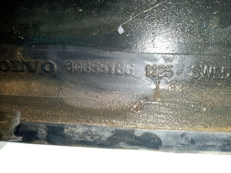Recambio de moldura para volvo xc90 d5 referencia OEM IAM 30655186  