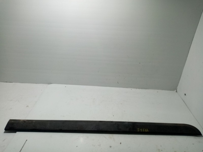 Recambio de moldura para volvo xc90 d5 referencia OEM IAM 30655185  