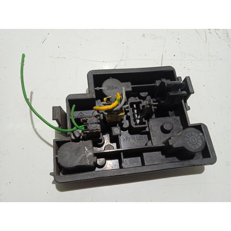 Recambio de portalamparas para citroën xantia berlina 1.6 sx referencia OEM IAM    Recambio de portalamparas para citroën xantia berlina 1.6 sx referencia OEM IAM