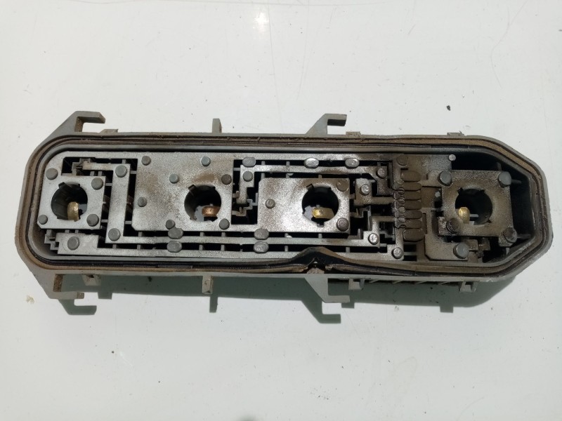 Recambio de portalamparas para renault clio ii fase ii (b/cb0) referencia OEM IAM   