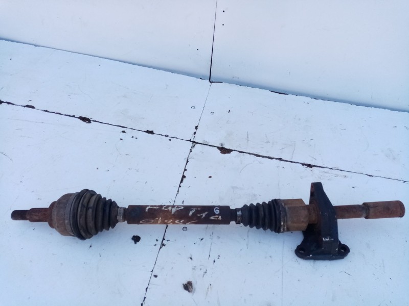 Recambio de transmision delantera derecha para renault laguna (b56) 1.8 16v rt referencia OEM IAM 8200035673  