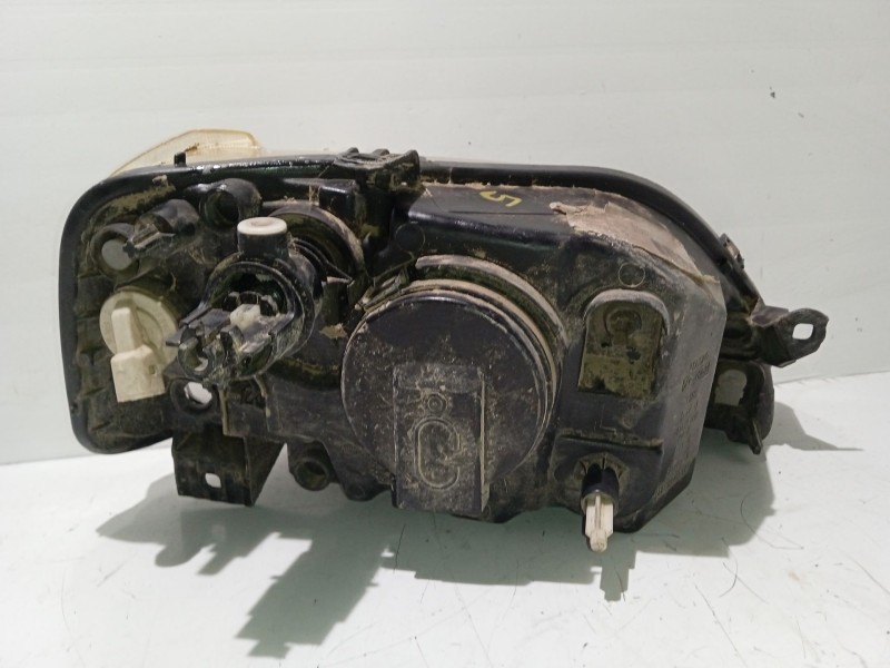 Recambio de faro izquierdo para dacia logan referencia OEM IAM 6001546788  