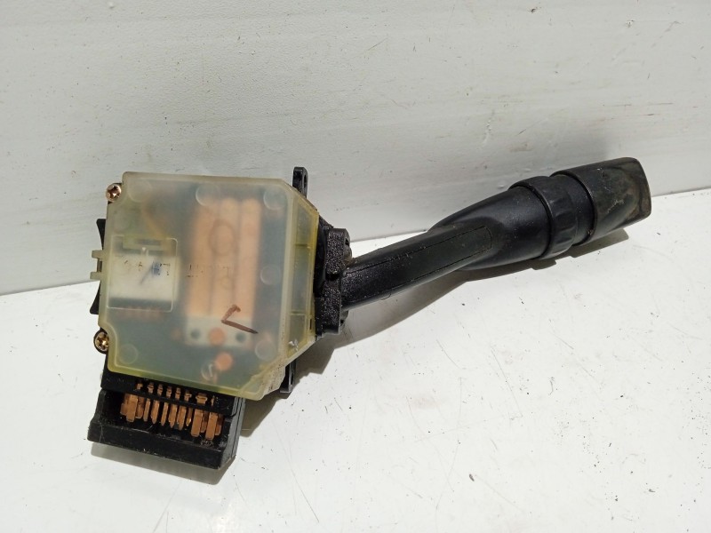 Recambio de mando luces para ssangyong rexton referencia OEM IAM 8591009351  