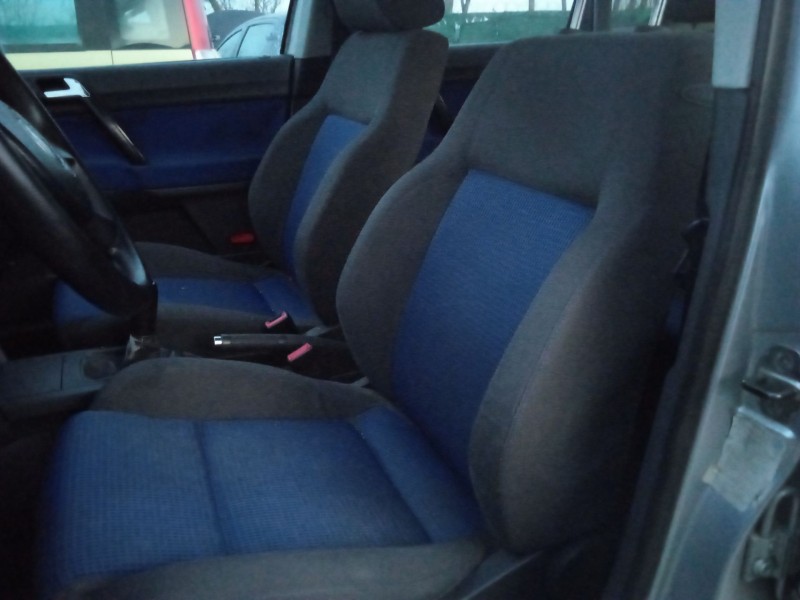 volkswagen polo iv sedán (9a4, 9a2, 9n2, 9a6) del año 2004