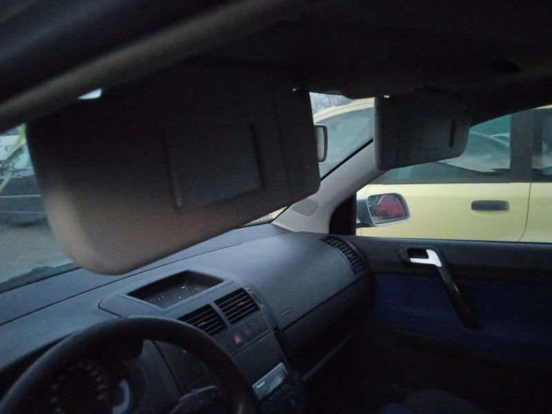 volkswagen polo iv sedán (9a4, 9a2, 9n2, 9a6) del año 2004