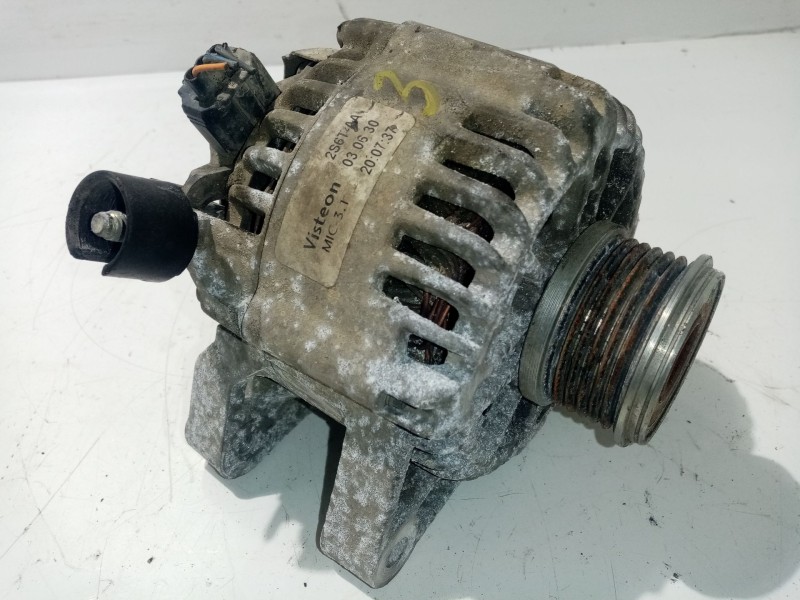 Recambio de alternador para ford fiesta (cbk) 1.4 tdci cat referencia OEM IAM 1545138  