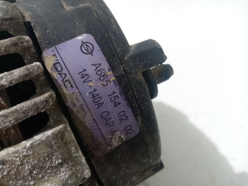 Recambio de alternador para ssangyong rodius 2.7 turbodiesel cat referencia OEM IAM A1621543802  