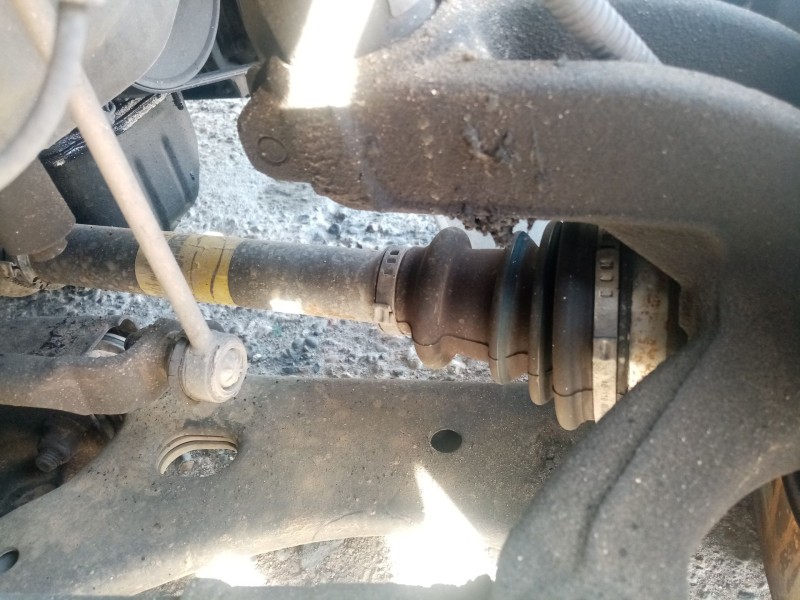 Recambio de transmision delantera derecha para ford fusion (ju_) 1.6 tdci referencia OEM IAM 1697490  