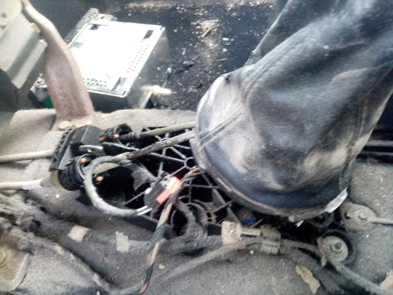 Recambio de palanca cambio para ford fusion (ju_) 1.6 tdci referencia OEM IAM 1367506  