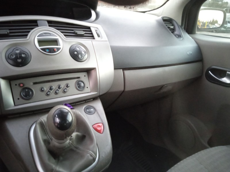 renault grand scénic ii (jm0/1_) del año 2004