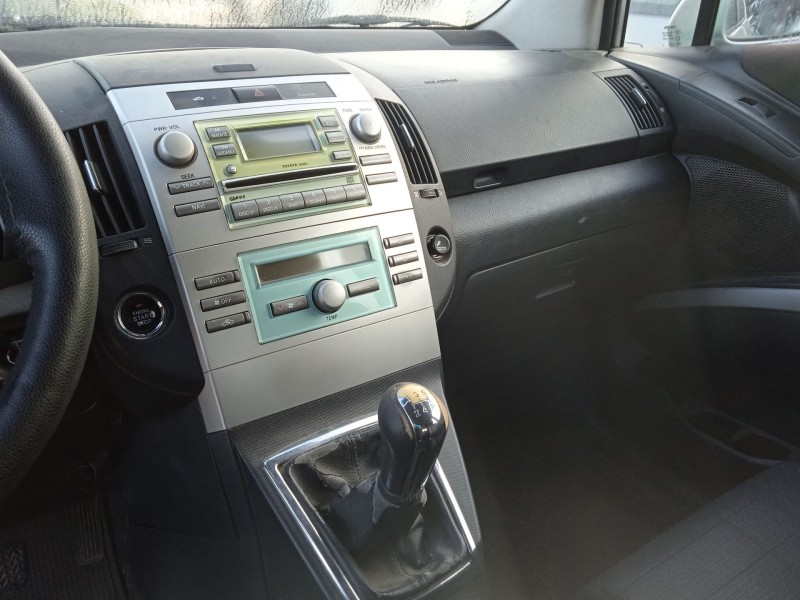 toyota corolla verso (zer_, zze12_, r1_) del año 2005