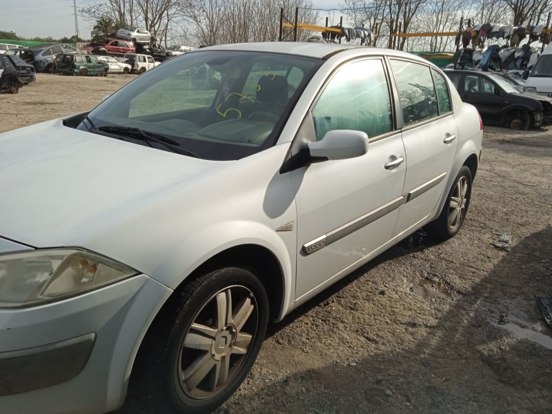 renault megane ii sedán (lm0/1_) del año 2004