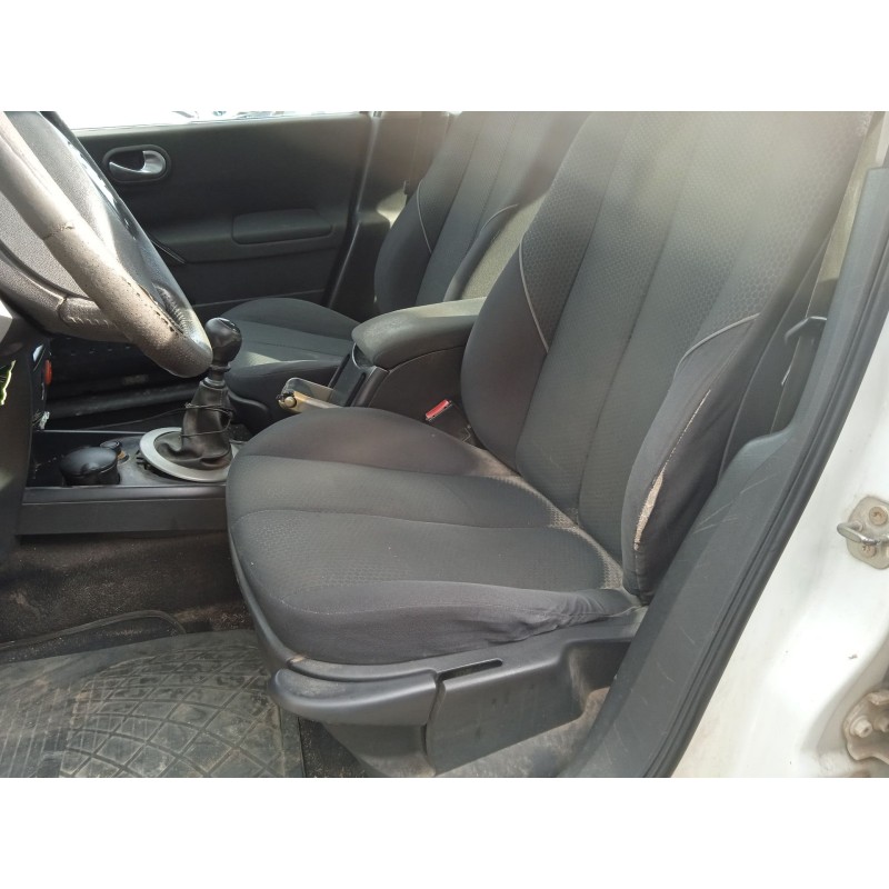 renault megane ii sedán (lm0/1_) del año 2004