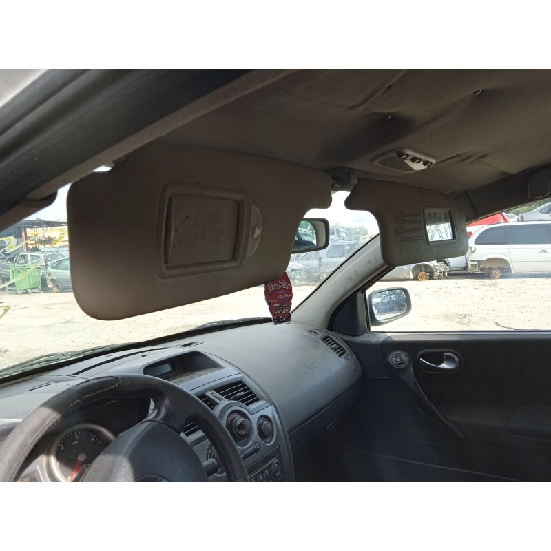 renault megane ii sedán (lm0/1_) del año 2004