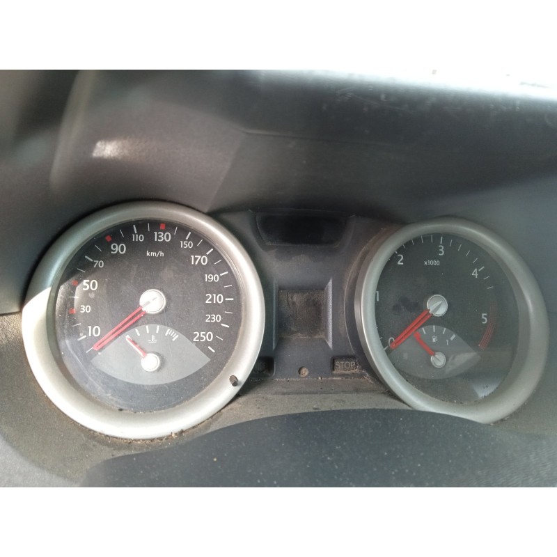 renault megane ii sedán (lm0/1_) del año 2004