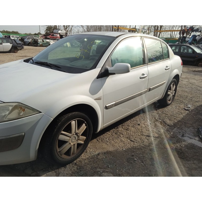 renault megane ii sedán (lm0/1_) del año 2004