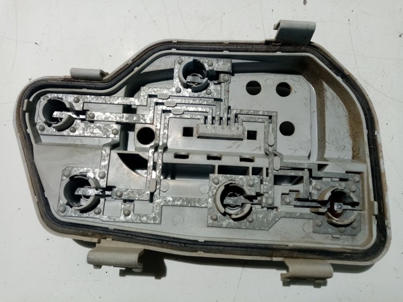 Recambio de portalamparas para volkswagen polo (9n_, 9a_) 1.4 16v referencia OEM IAM   