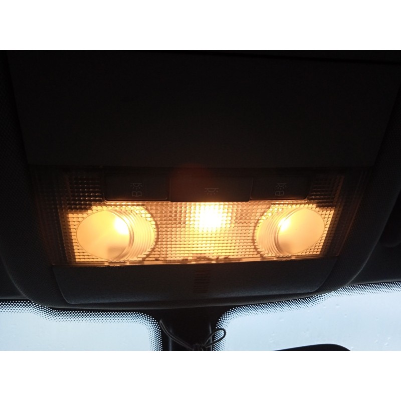 Recambio de luz interior para opel astra h station wagon (a04) 1.9 cdti (l35) referencia OEM IAM 13112203  