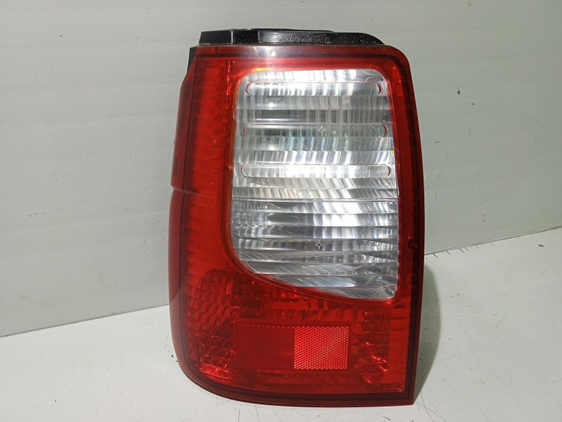 Recambio de piloto trasero izquierdo para kia joice ls referencia OEM IAM 92401M3100  