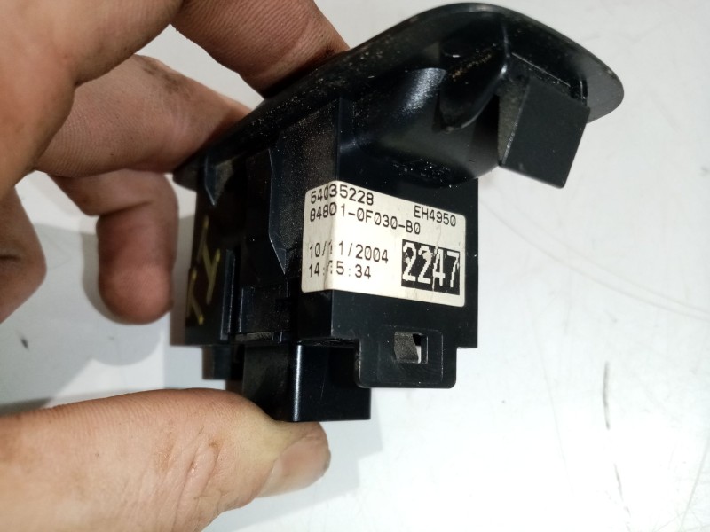 Recambio de mando elevalunas trasero izquierdo para toyota corolla verso (zer_, zze12_, r1_) 2.0 d-4d (cur10_) referencia OEM IA