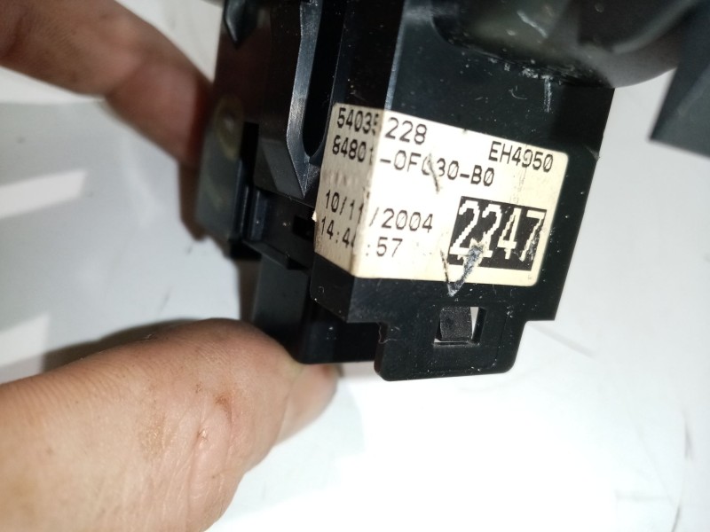 Recambio de mando elevalunas trasero derecho para toyota corolla verso (zer_, zze12_, r1_) 2.0 d-4d (cur10_) referencia OEM IAM 