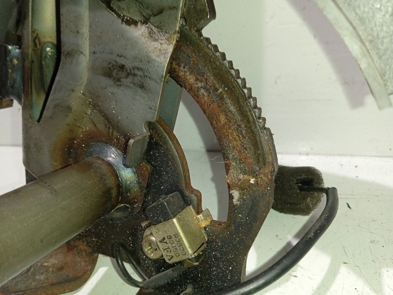 Recambio de palanca freno de mano para kia joice ls referencia OEM IAM 59710M3001LT  