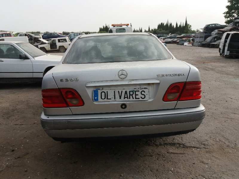 mercedes clase e (w210) berlina diesel 2.9 turbodiesel cat   |   0.95 - 0.02 | 1995 - 2002 | 129 cv / 95 kw del año 1995