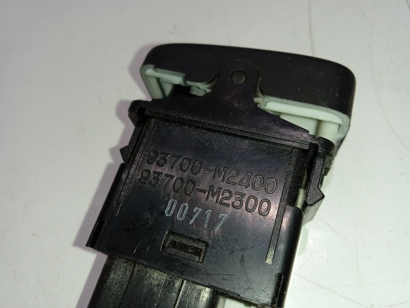 Recambio de interruptor para kia joice ls referencia OEM IAM 93700M2400  
