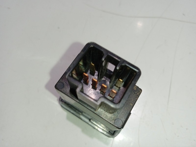 Recambio de interruptor para kia joice ls referencia OEM IAM 93700M2500  