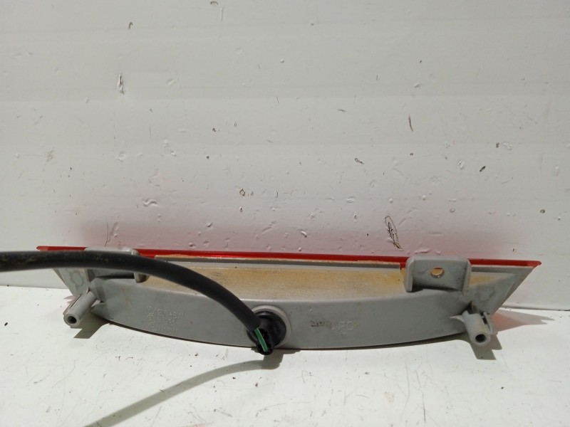 Recambio de luz central de freno para kia joice ls referencia OEM IAM 92700M2010  