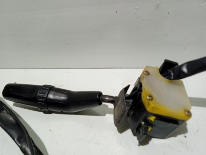 Recambio de mando limpia para kia joice ls referencia OEM IAM 50131A3220  