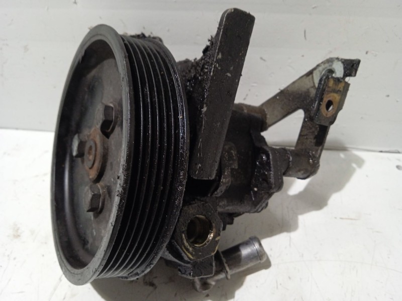 Recambio de bomba servodireccion para bmw serie 3 berlina (e46) referencia OEM IAM 32416756575  