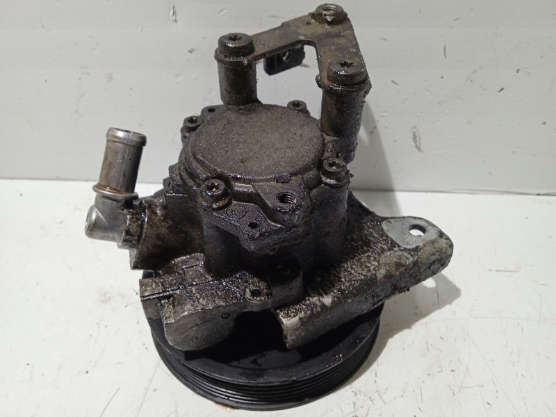 Recambio de bomba servodireccion para bmw serie 3 berlina (e46) referencia OEM IAM 32416756575  