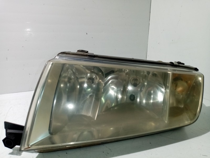 Recambio de faro izquierdo para skoda fabia i (6y2) 1.9 sdi referencia OEM IAM 6Y1941015Q  