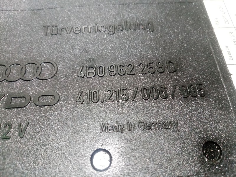 Recambio de modulo electronico para audi a6 berlina (4b2) 2.5 tdi referencia OEM IAM 4B0962258D  