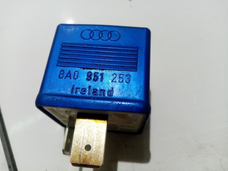 Recambio de rele para audi a6 berlina (4b2) 2.5 tdi referencia OEM IAM 8A0951253  