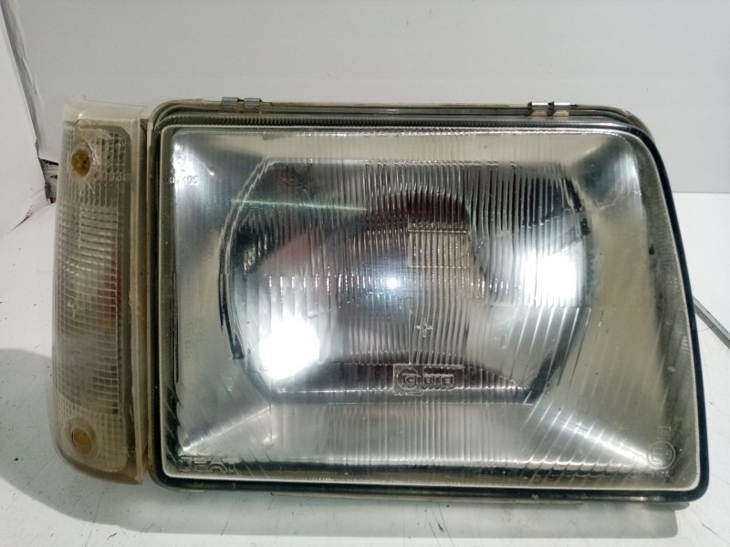 Recambio de faro derecho para seat marbella (28a) 0.9 cat referencia OEM IAM 007405  