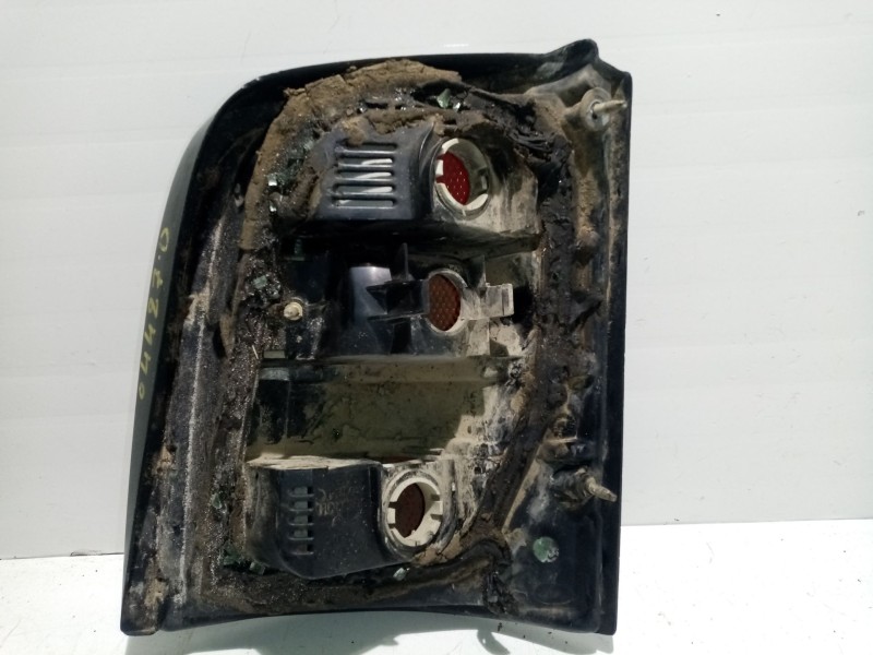 Recambio de piloto trasero derecho para nissan micra (k11) 1.0 16v cat referencia OEM IAM B65505F301   Recambio de piloto trasero derecho para nissan micra (k11) 1.0 16v cat referencia OEM IAM B65505F301