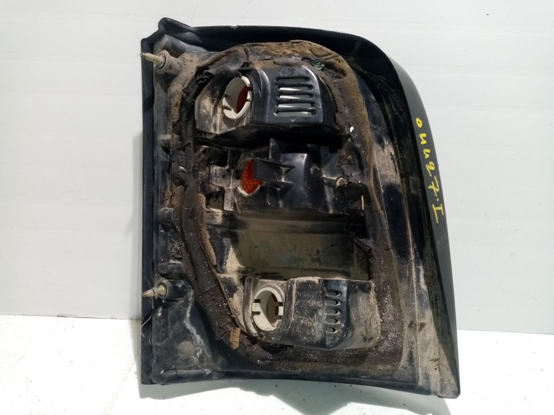 Recambio de piloto trasero izquierdo para nissan micra (k11) 1.0 16v cat referencia OEM IAM B65555F301   Recambio de piloto trasero izquierdo para nissan micra (k11) 1.0 16v cat referencia OEM IAM B65555F301