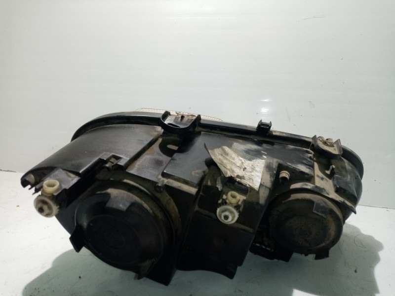 Recambio de faro izquierdo para mg serie 75 (rj) 2.0 16v cdt referencia OEM IAM XBC001610  