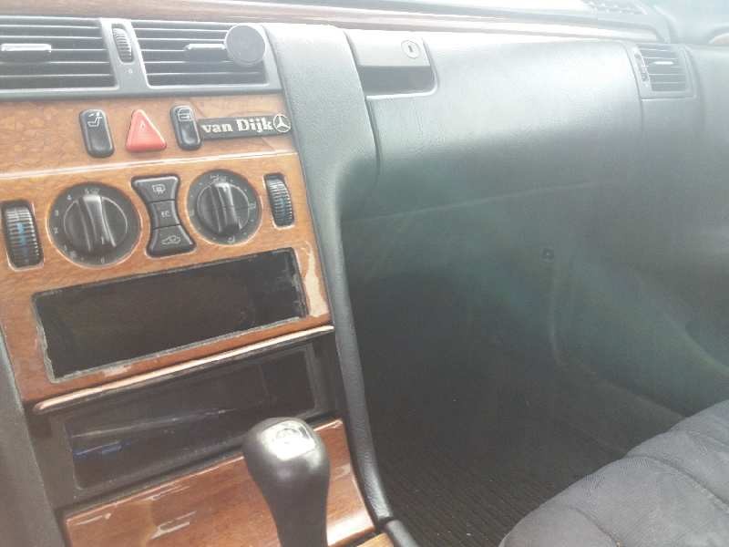 mercedes clase e (w210) berlina diesel 2.9 turbodiesel cat   |   0.95 - 0.02 | 1995 - 2002 | 129 cv / 95 kw del año 1995