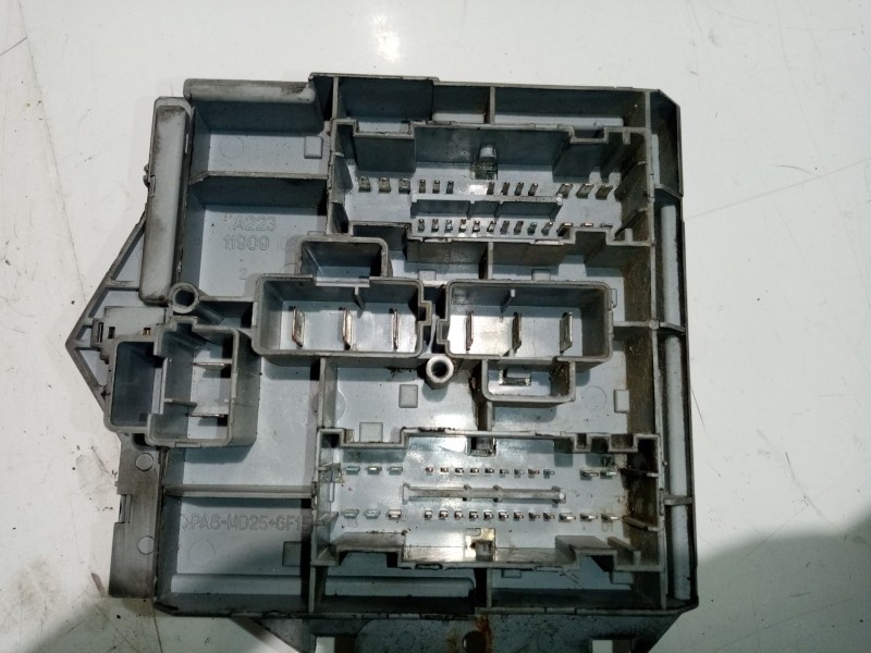 Recambio de caja reles / fusibles para fiat stilo (192) 1.9 jtd cat referencia OEM IAM 51724394  