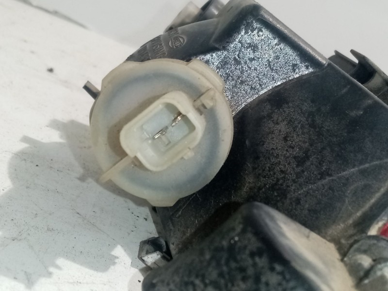 Recambio de piloto trasero central para peugeot 208 referencia OEM IAM 9674308980  