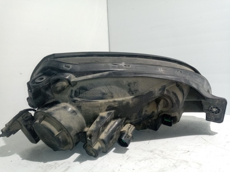 Recambio de faro izquierdo para hyundai tucson (jm) 2.0 referencia OEM IAM 921012EXXX  
