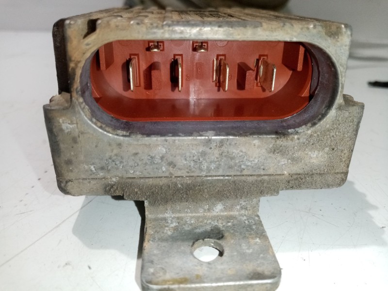 Recambio de caja precalentamiento para mercedes-benz clase e (w210) berlina referencia OEM IAM A0205451532  