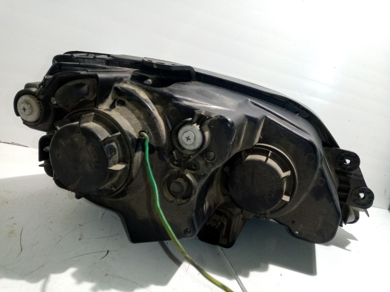 Recambio de faro izquierdo para kia sorento 2.5 crdi cat referencia OEM IAM 921013E060  