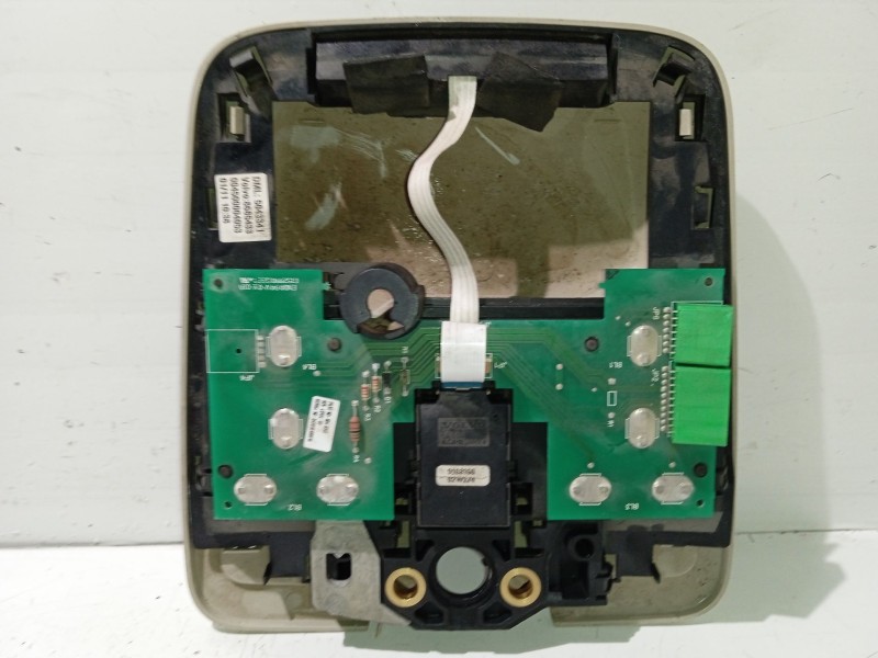 Recambio de luz interior para volvo xc90 t6 geartronic referencia OEM IAM 8685433  