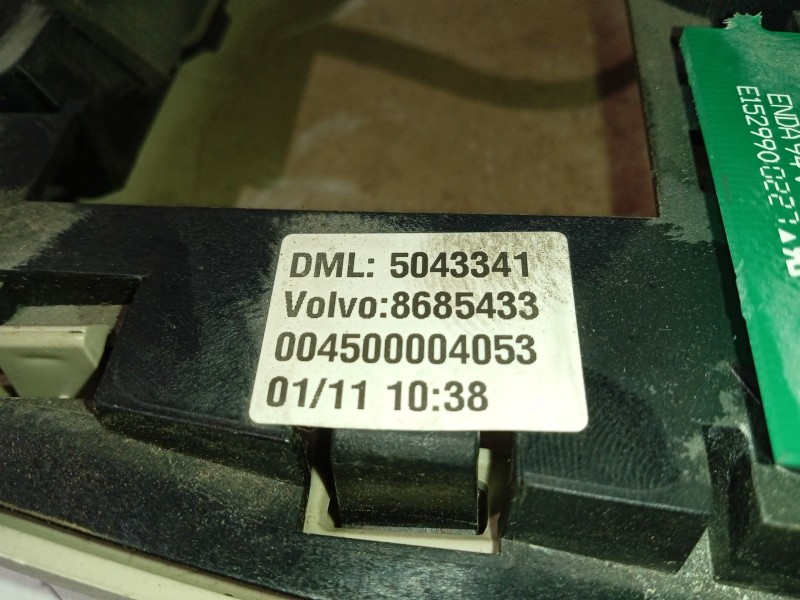 Recambio de luz interior para volvo xc90 t6 geartronic referencia OEM IAM 8685433  