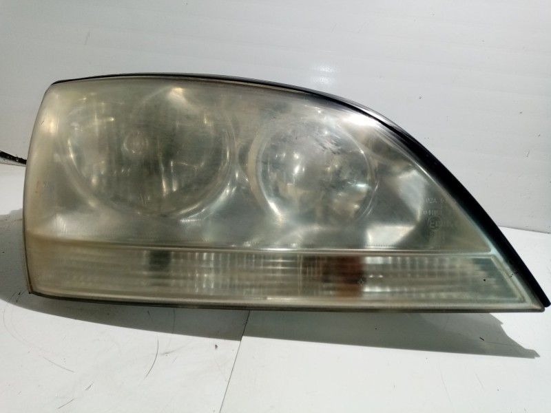 Recambio de faro derecho para kia sorento 2.5 crdi cat referencia OEM IAM 921023E060  